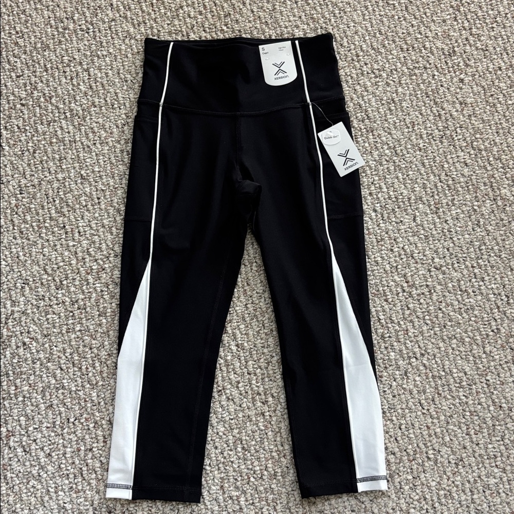 Xersion Black and White Capri Leggings